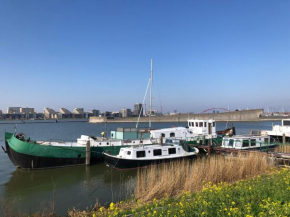 Floating B&B Amsterdam
